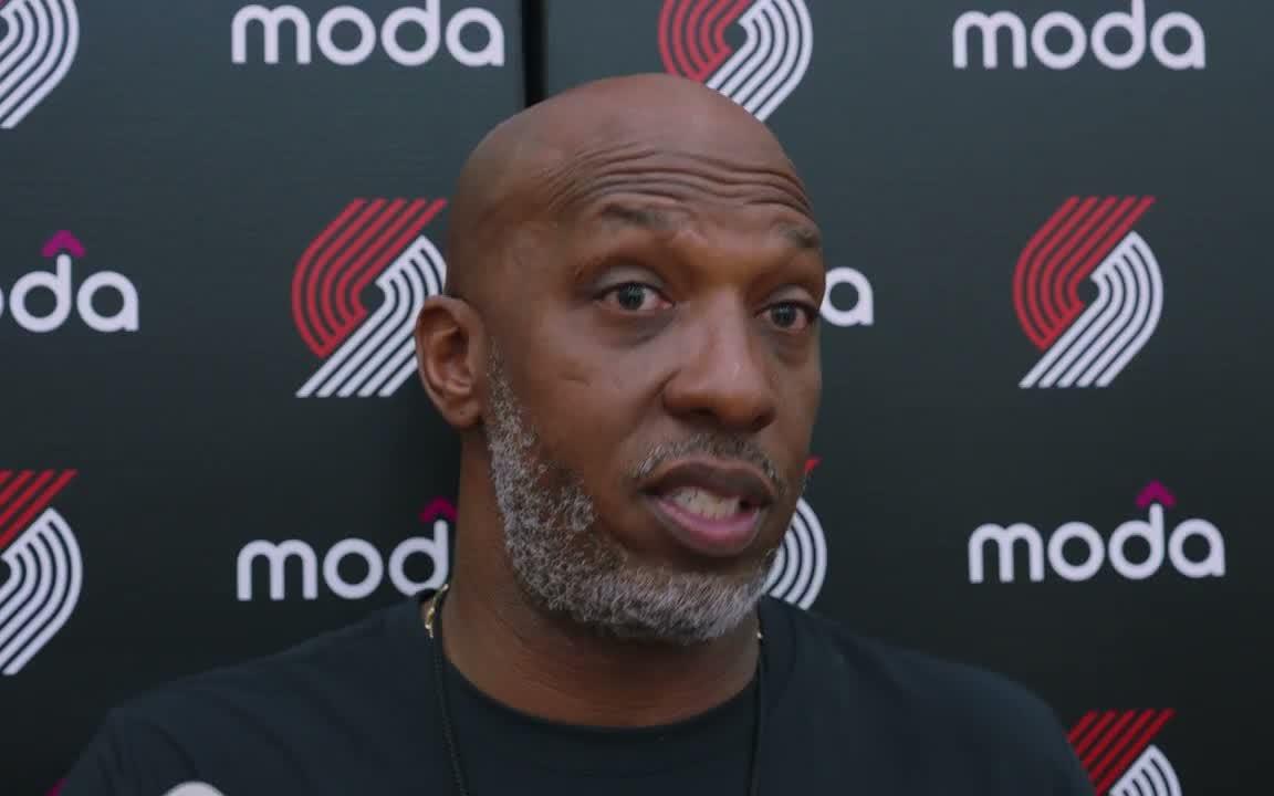 赛前波特兰开拓者调整名单以备社区盾,临场应变环节打磨,态度坚定,球队文化再被提及的简单介绍开云体育官网