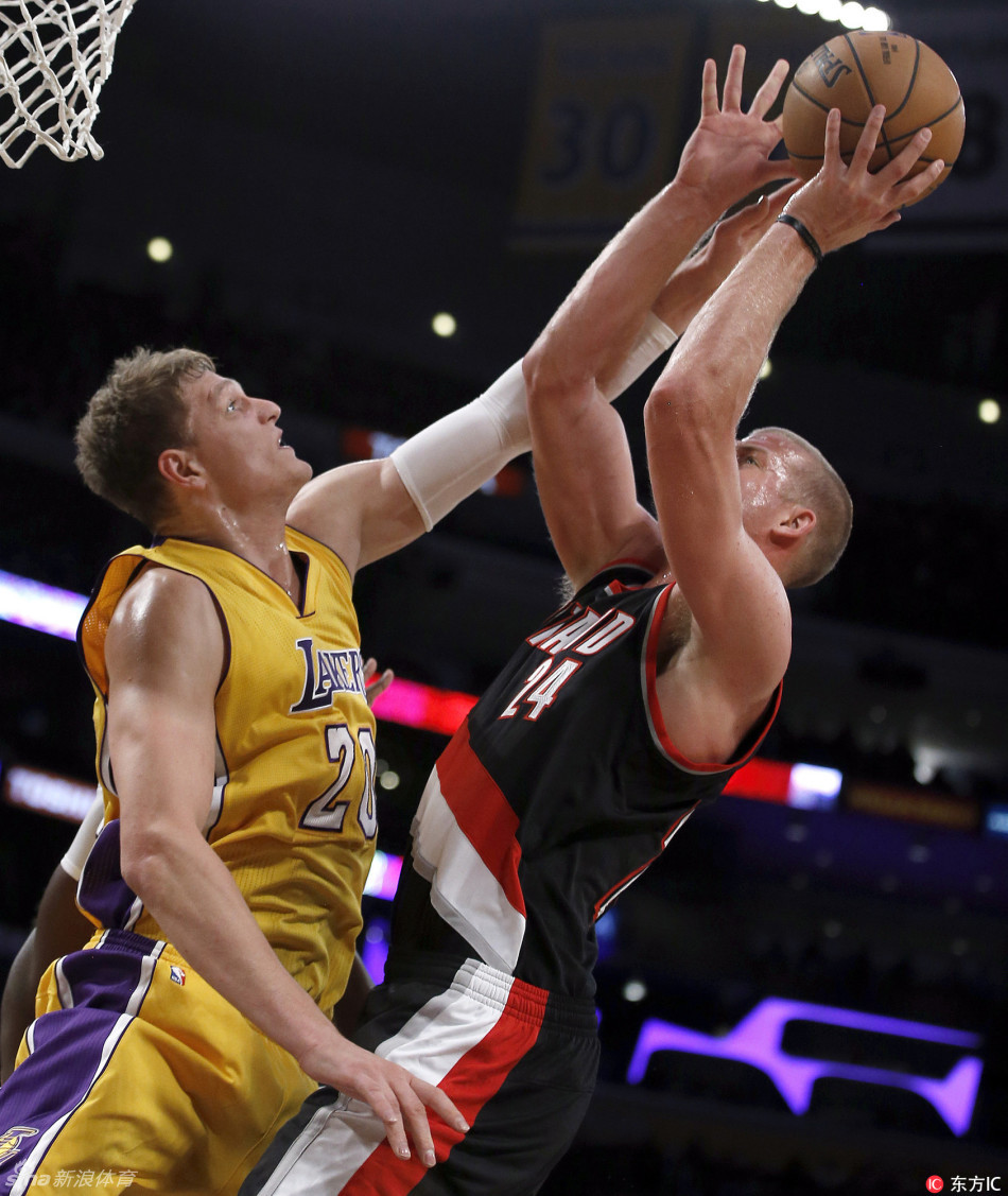 赛前波特兰开拓者调整名单以备社区盾,临场应变环节打磨,态度坚定,球队文化再被提及的简单介绍开云体育官网